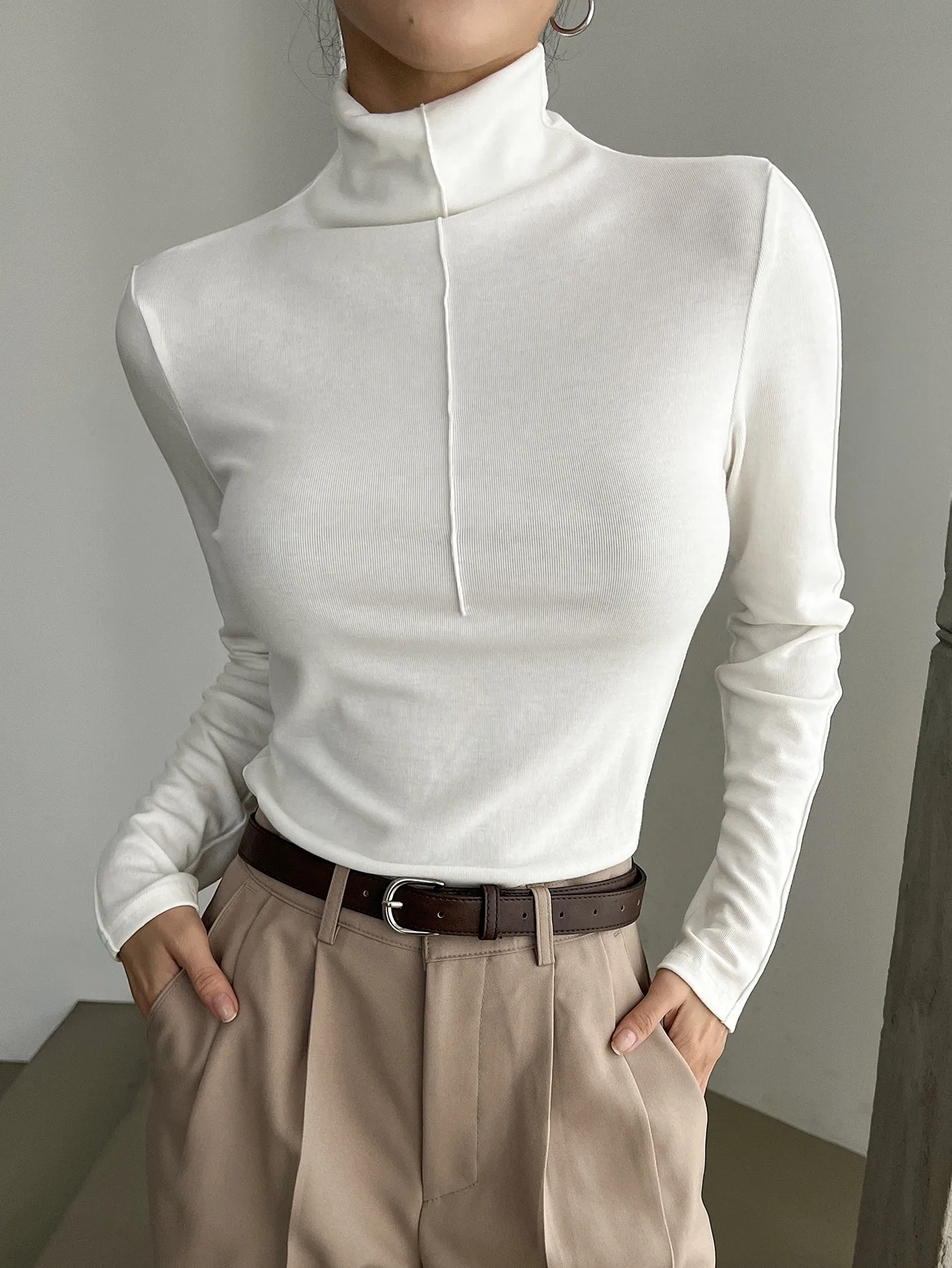 Women's Autumn/Winter White Fleece Brushed Innerwear High Neck Base Layer T-Shirt Sexy Bare Midriff Top