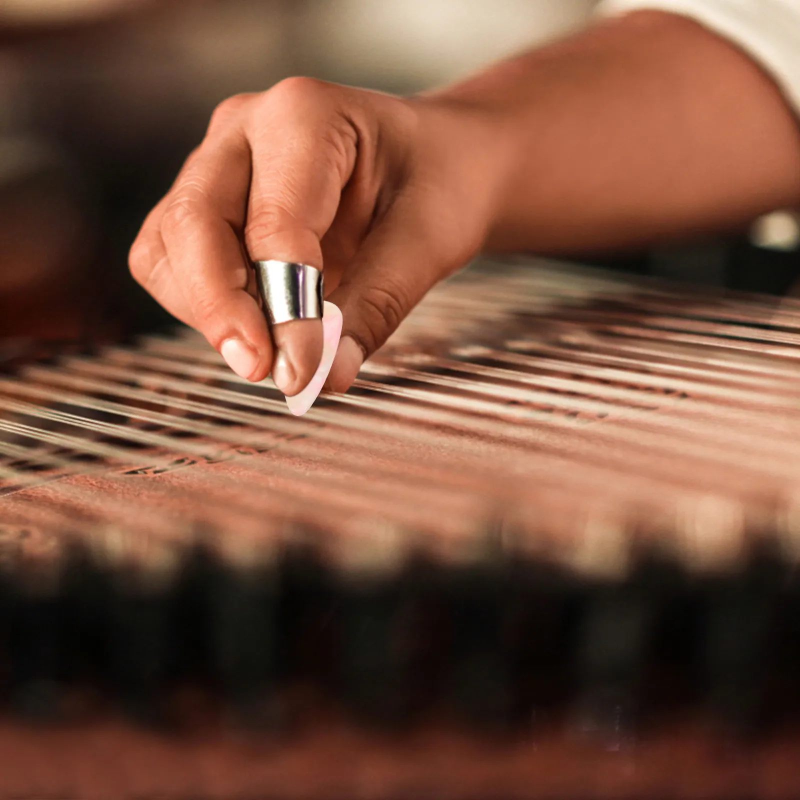 8Pcs Exquisite Smooth Round Guzheng Finger Picks Ergonomic Design Comfortable Play Protection for Delicate Fingertips Guzheng
