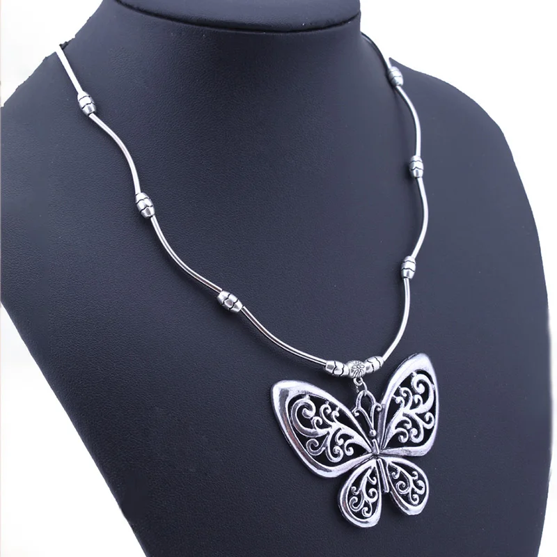 Aihua Böhmische ethnische Statement-Schmetterlings-Halsketten für Frauen, tibetische Silber-Metall-Anhänger, Halsketten, Bijoux, Festival-Schmuck – Detail 5