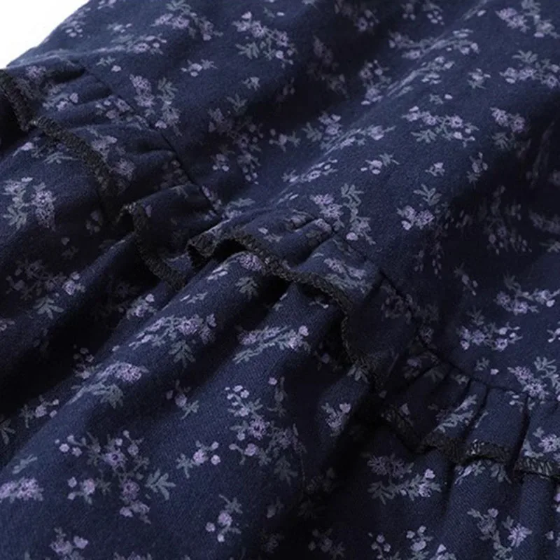 กระโปรงยาวทรงเอลายดอกไม้สีน้ำเงินเข้มสไตล์เรโทรเอวสูงสำหรับผู้หญิง ดีไซน์ใหม่ สวยหรู สไตล์ลำลองสบายๆ