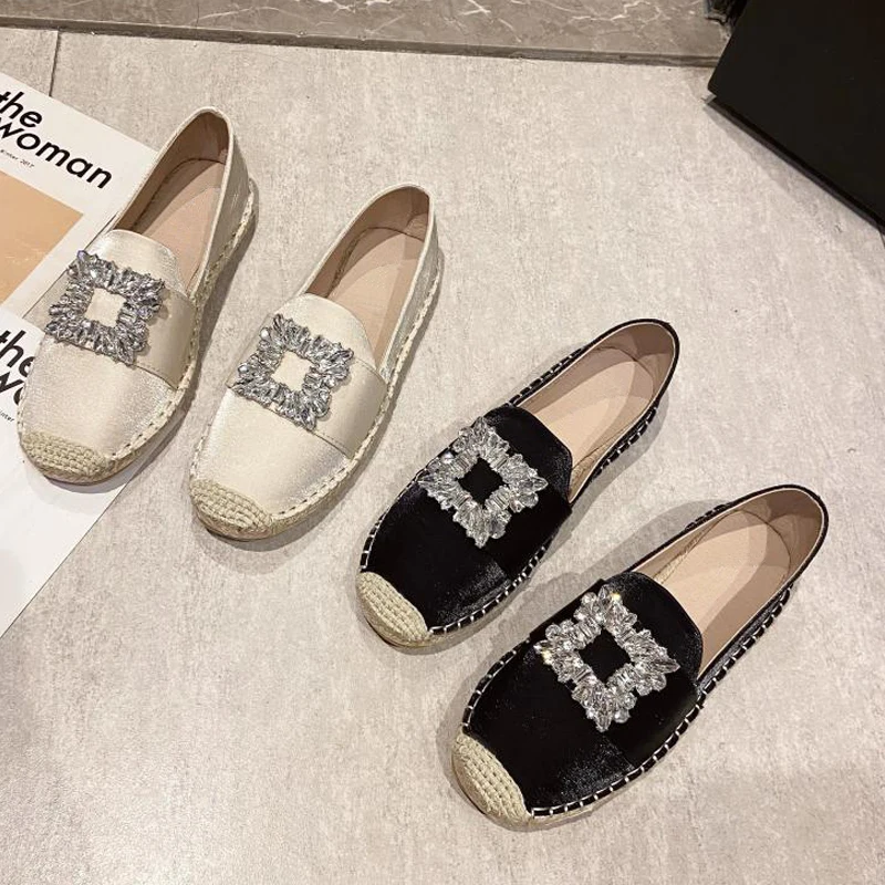 ผ้าซาตินผ้าไหม Espadrille รองเท้าแตะผู้หญิงบิ๊กสแควร์คริสตัล Buckle Loafers สุภาพสตรีออกแบบแบรนด์ Elegant Slip-On Fishman