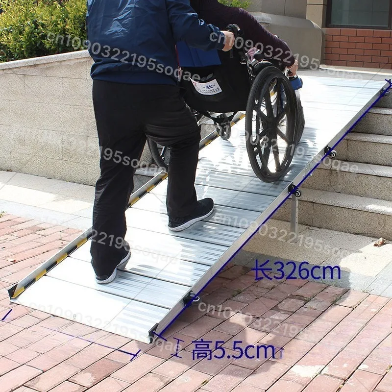 2026Up and down folding wheelchair ramp board portable mobile aluminum alloy pedal climbing stairs springboard barrier-free ramp