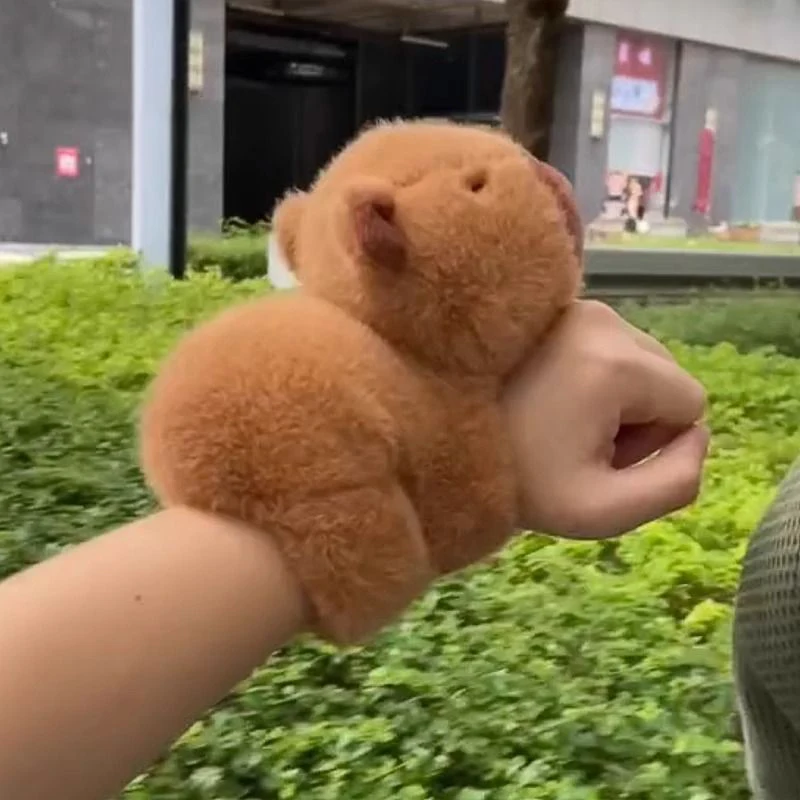 Pulsera de muñeca tumbada, Capybara, anillo a presión, juguete de peluche lindo, muñeca fea