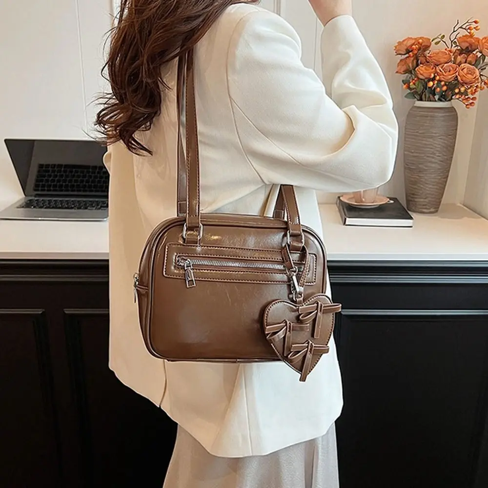 

Ins PU Leather PU Bowling Bag Solid Color Korean Style Silver Handbag With Pendant Large Capacity Small Square Bag Shopping