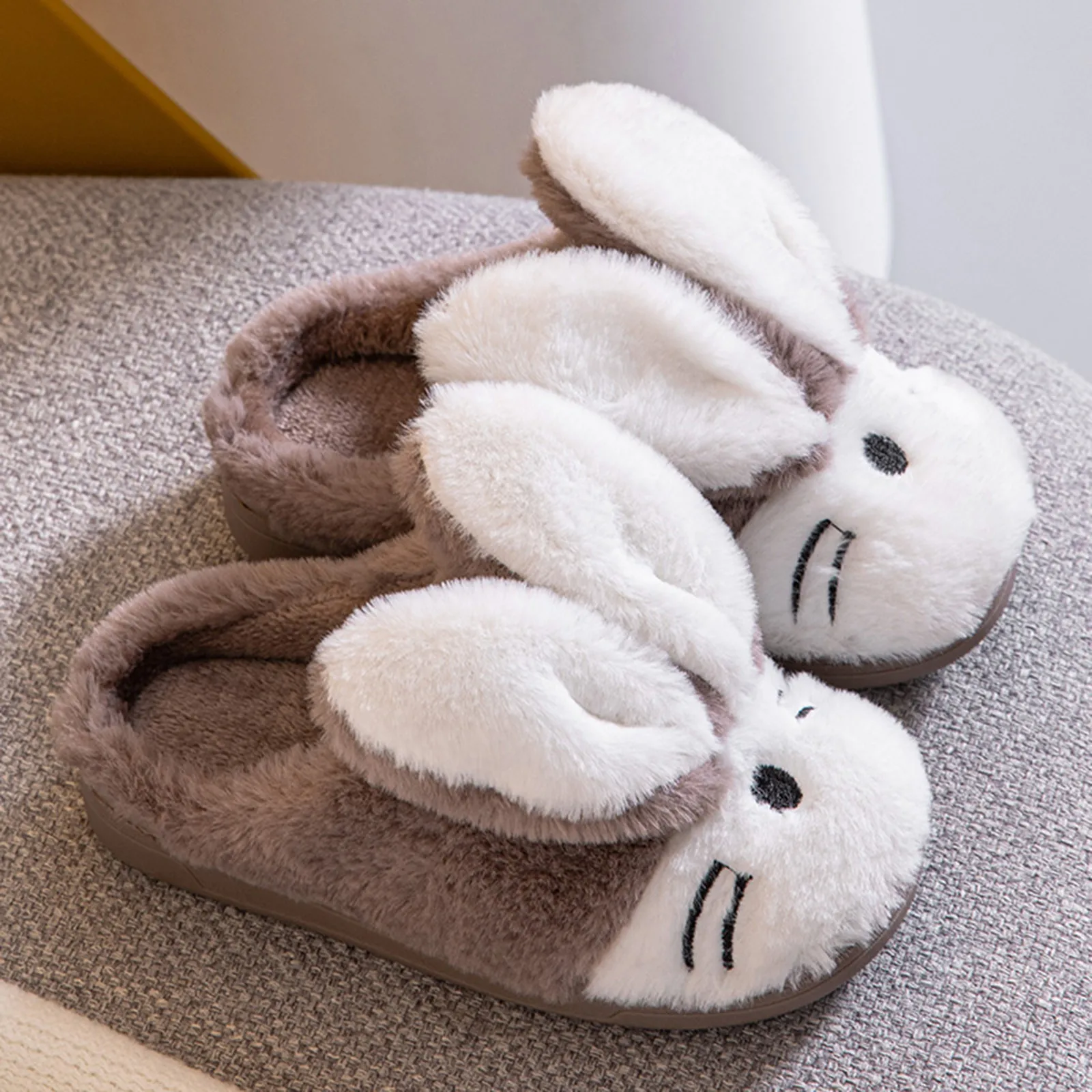 New Winter Cute Rabbit Cartoon Warm Cotton Slippers Children Baby Girls Indoor Floor Flat Non-Slip Cover Heel Home Plush Shoes