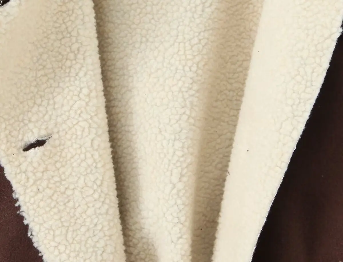 DiYiG WOMAN 2025 شتاء جديد موضة جلد الغزال الملمس خياطة سترة الرجعية طويلة الأكمام كل مباراة عالية طوق معطف ملابس خارجية Mujer