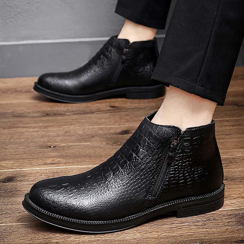 

Men's casual short boots and leather shoes 2025 autumn retro British workwear men's boot trend