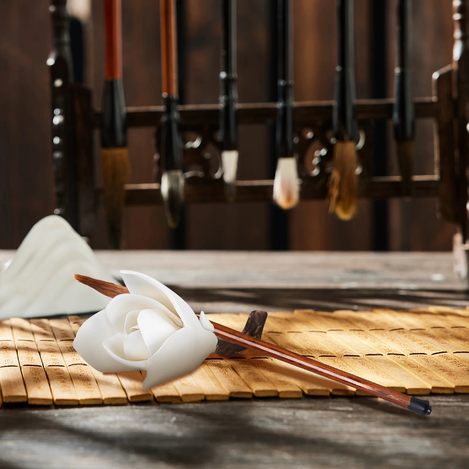 

Magnolia Resin Brush Holder Calligraphy Storage Rack Pen Stand For Desk Painting Writing Vintage Style Pen Organizer