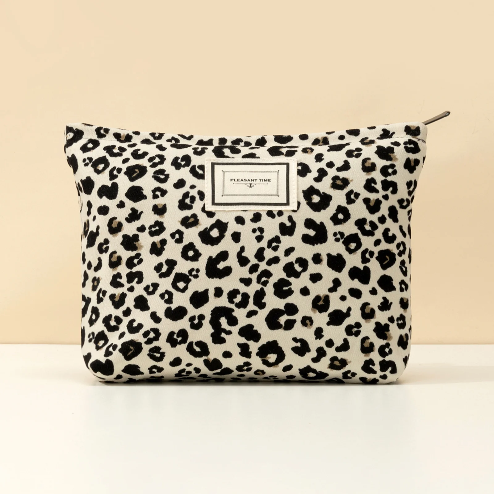 1 Stylish Cream-Colored Leopard Print Makeup Bag - Multifunctional Zipper Pouch for Women, Jewelry Storage Bag, Perfect Travel Zipper Organizer, Fun Birthday Gift