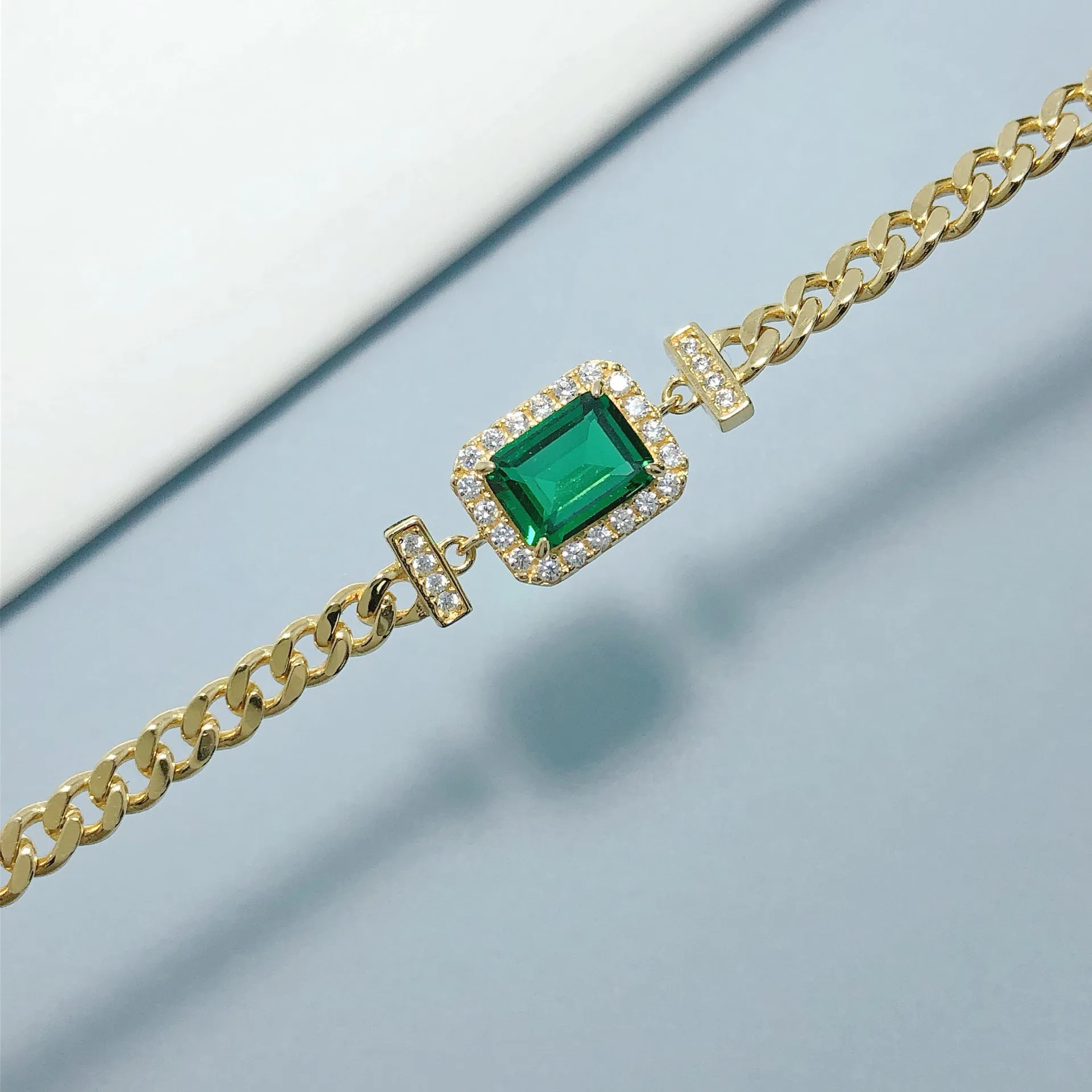 

Роскошный женский винтажный браслет из 100% настоящего золота 18 карат с изумрудом, квадратная кубинская цепочка из муассанита