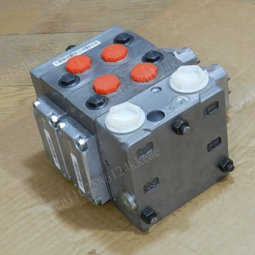Hydraulic PVG32 Proportional Flow Ratio Valve and Distributor Divider, Control Valve Block for Crane Loader and Mobile Equipment