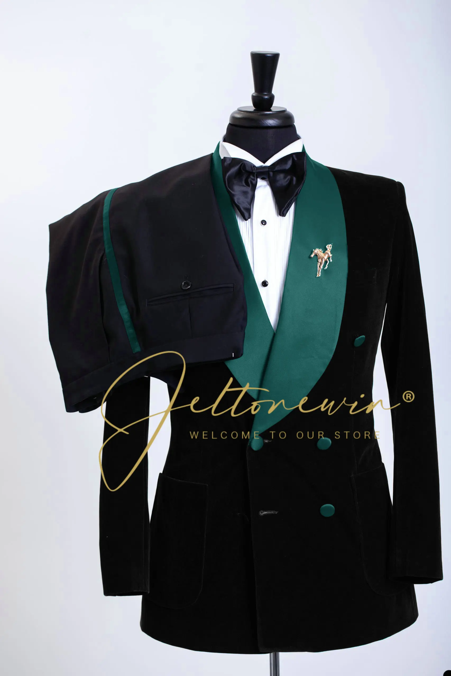 

Black Velvet Blazer Green Satin Shawl Lapel Double Breasted Wedding Groom Suits For Men Formal Prom Dinner Tuxedo