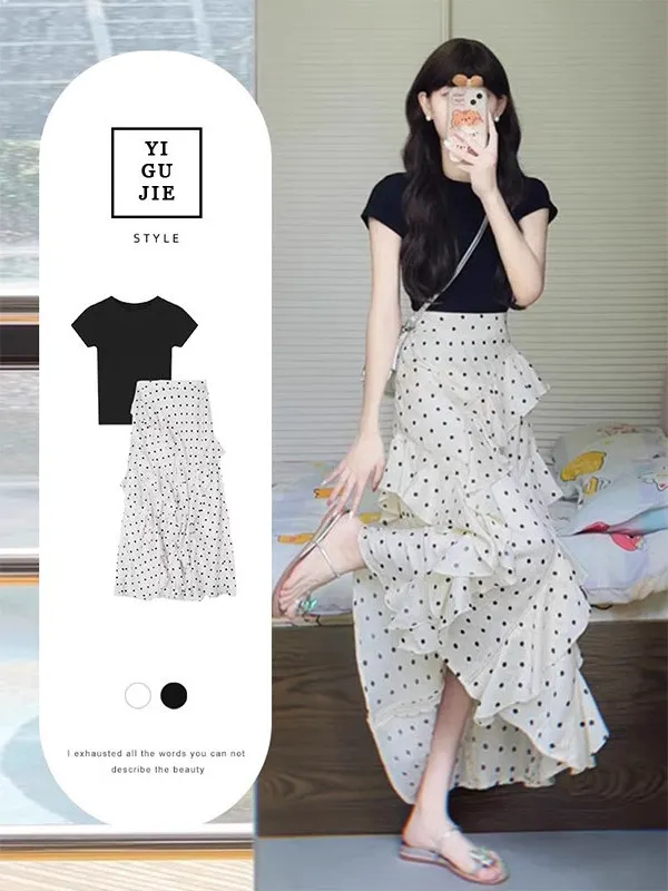 

Casual Summer Women's Polka Dot Short Sleeve Top And Skirt Set Fashionable Commute Style Two-Piece Outfit Pear Shape Fit