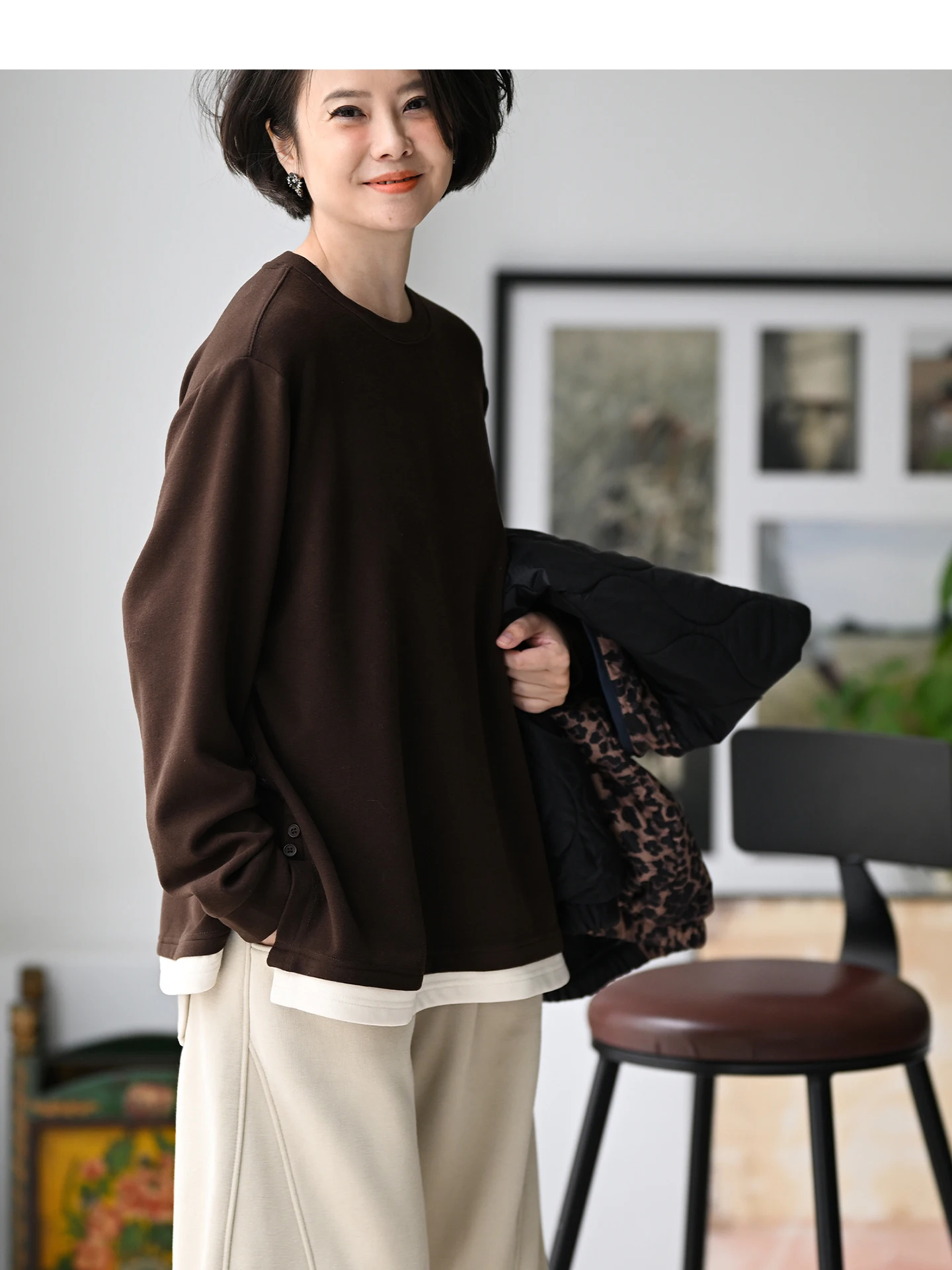 

Artistic Casual round Ne Loose Side Buttoned Velvet Base Layer Fake Two-Piece T-irt Women's Autumn Winter Faion Top