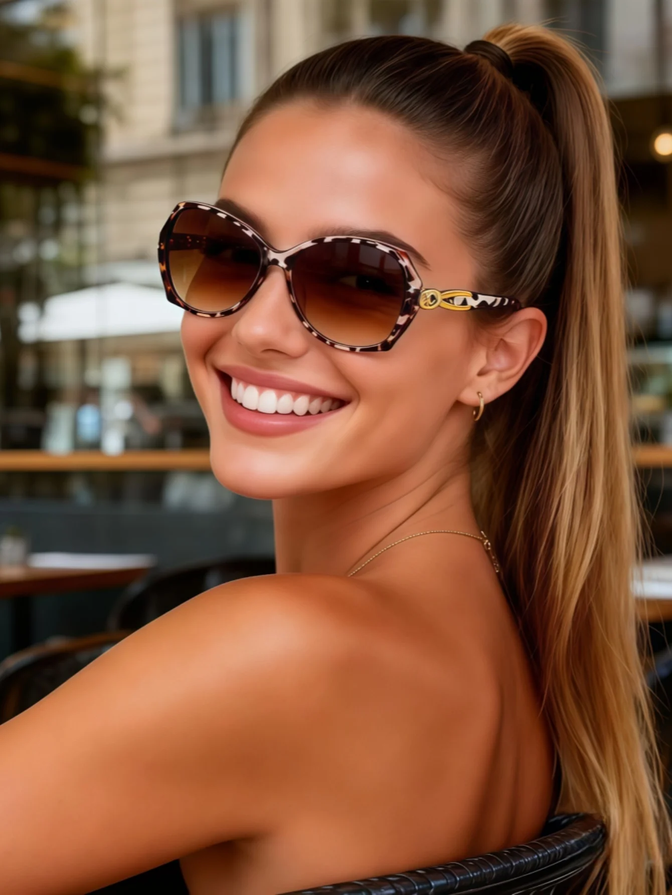 European and American women's retro round frame with metal plated accessories, sunglasses that are versatile for daily sun prote