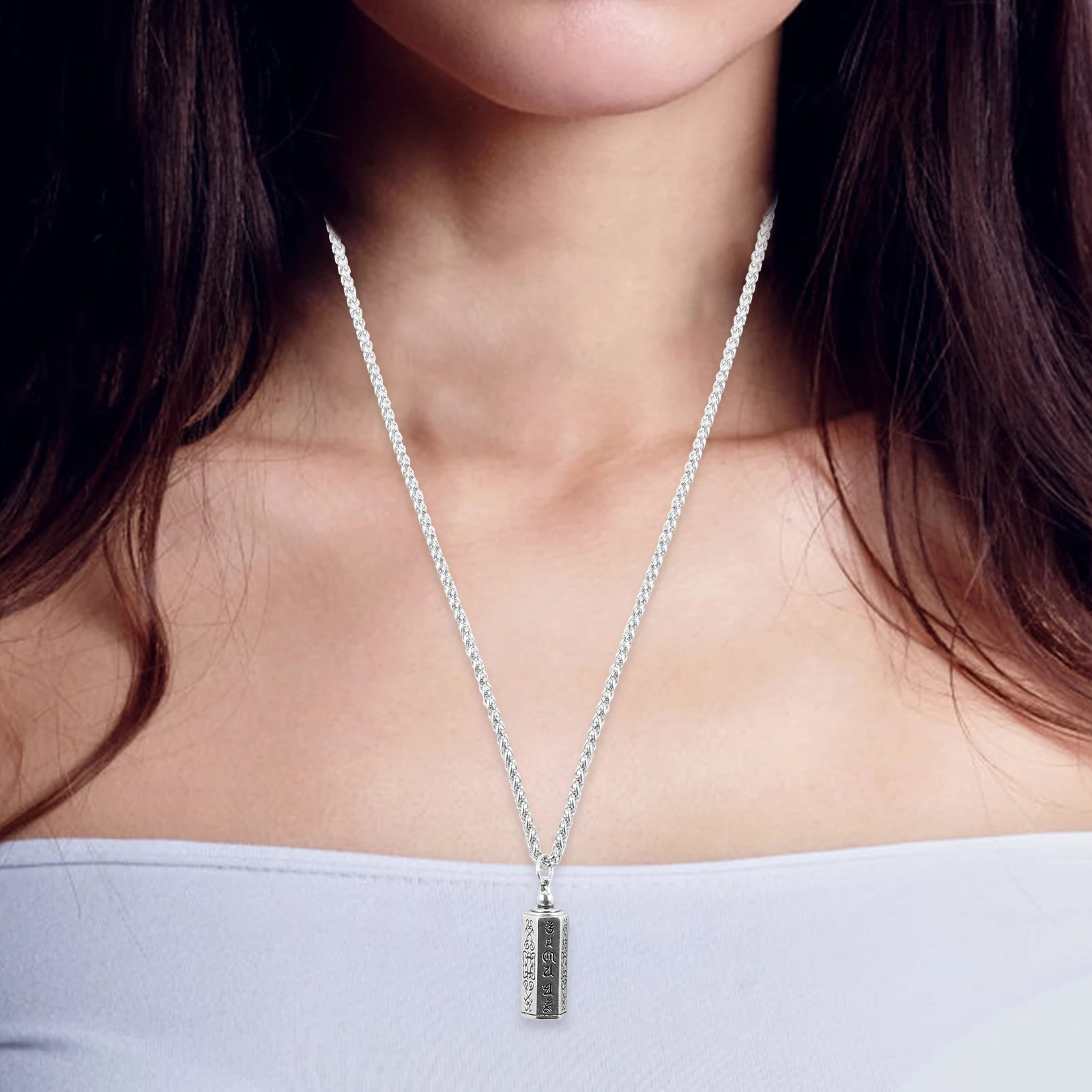 

Openable Pendant Necklace Vial Essential Oil Diffuser Charm Container Bottle Pendant for Men Women Copper Plated Silver Fade