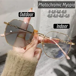 New Trendy Photochromic Myopia Glasses Women Color Changing Eyeglasses Anti UV Sunglasses Luxury Short-sighted Diopter Eyewear