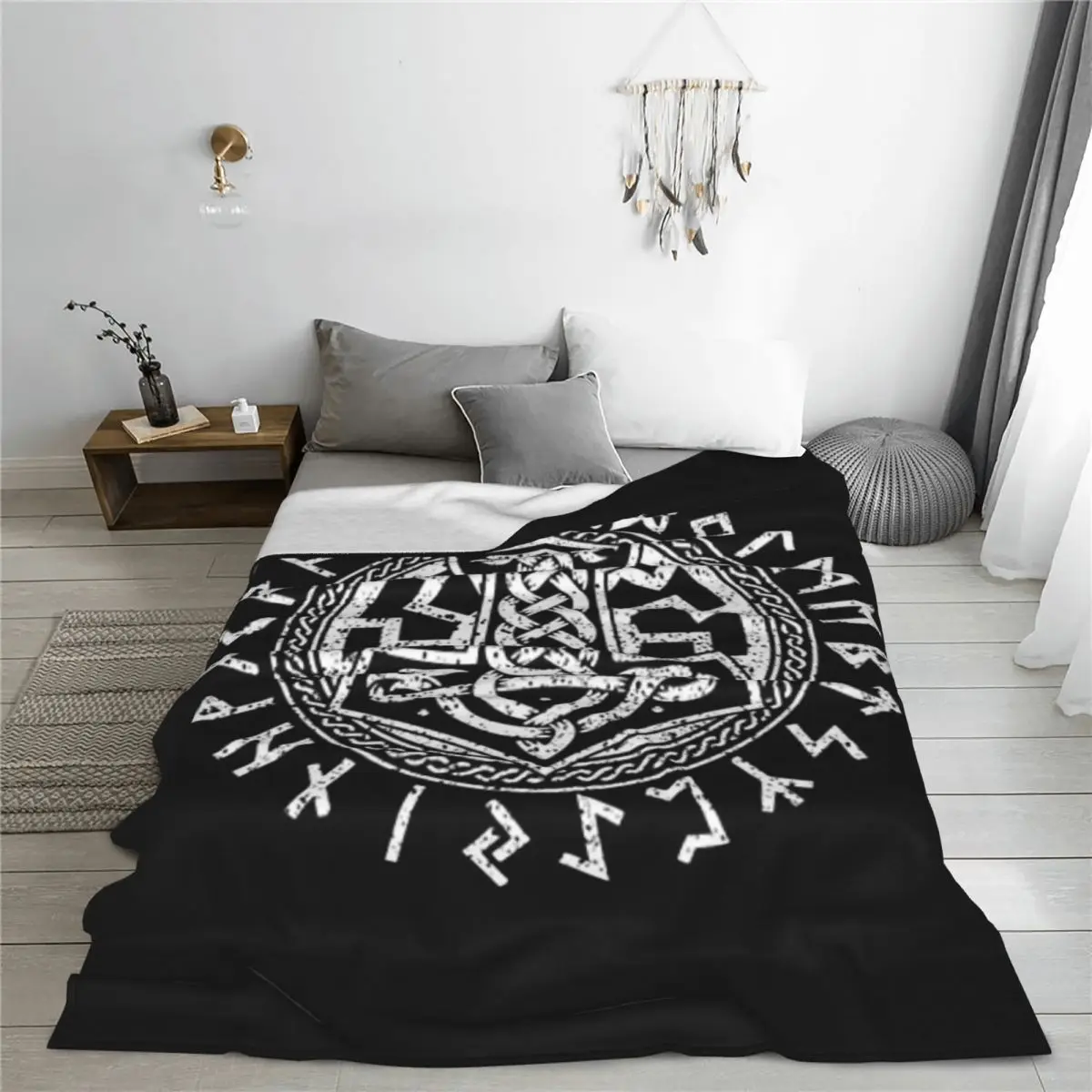 

Viking Runes Hammer Celtic Hugin Munin Ravens Viking Blanket Flannel Sofa Multi-function Throw Blankets for Home Bedroom Office