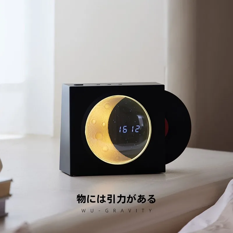 altoparlante-a-forma-di-luna-creativo-e-trendy-regalo-per-fidanzato-migliore-amico-compleanno-festa-dei-bambini-pratico-ed-elegante-in-materiale-abs-nero
