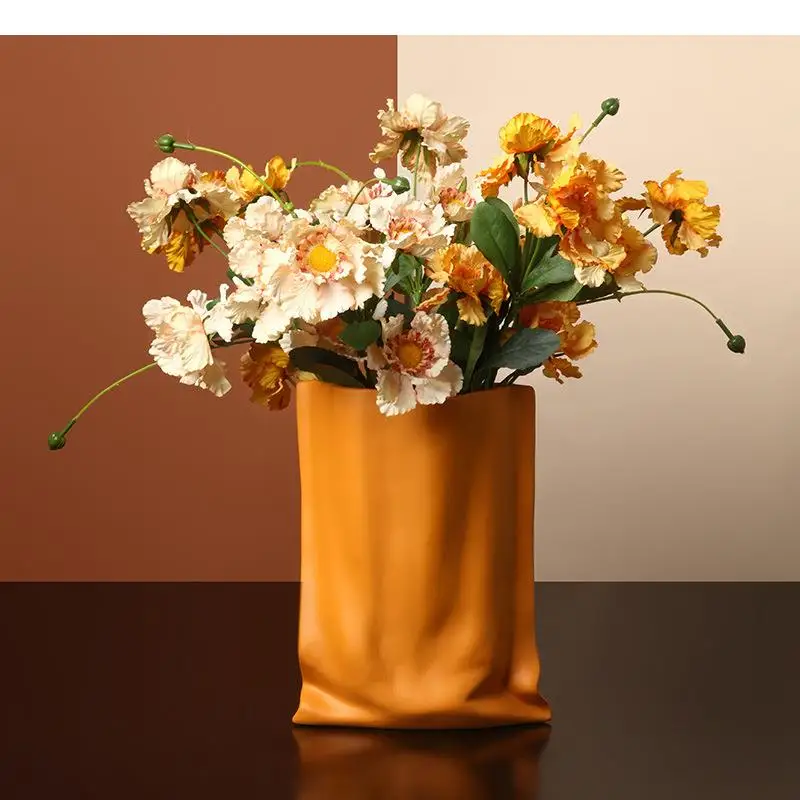 Ceramic Vase Abstract Folds Flower Arrangement Accessories Modern Home Decoration Wedding Painted Vases