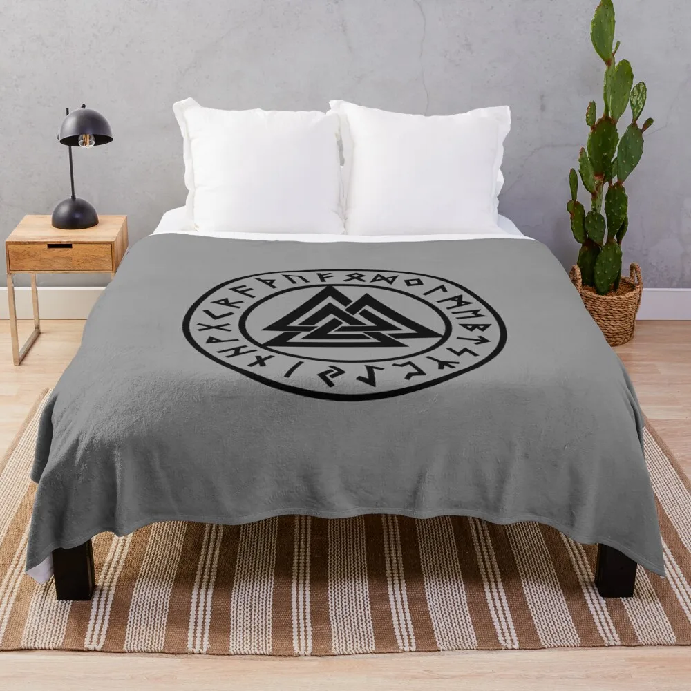 Valknut, Odin, Wotans Knot, Futhark Runes, Hrungnir Heart Throw Blanket Giant Sofa Nap for babies Blankets