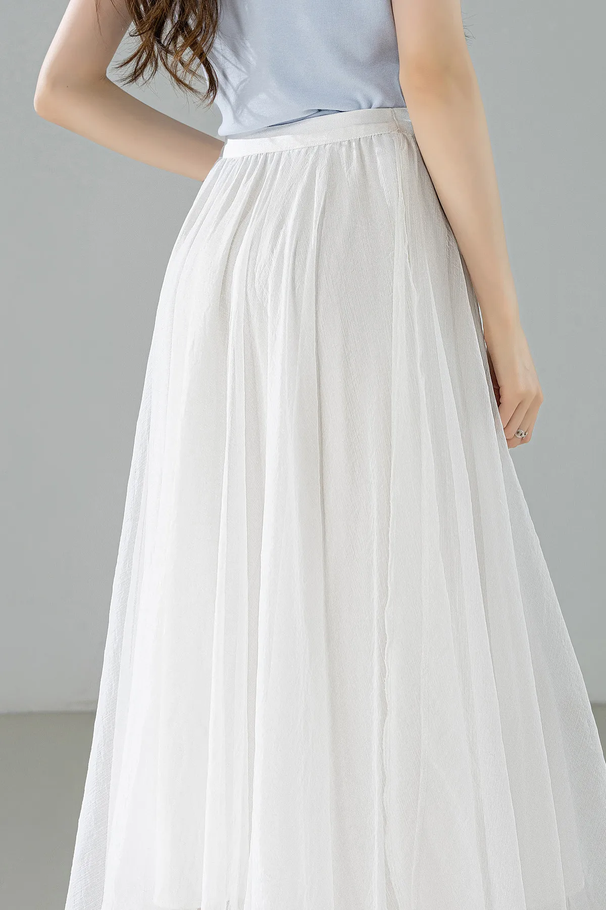 SENTUBILA Eleganter Hochgeschnittener Schimmernder Chiffon A-Linien-Rock 2026 Sommer Weißer Netzrock mit Elastischem Bund Damen-Unterteil W62QG7415 – Detail 16