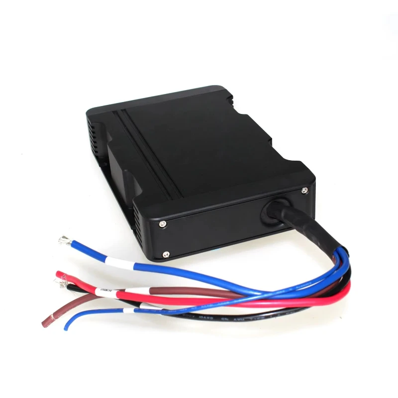 Solar Inverter Converter Buck Boost Solar Charge Controller, Dual Battery System Charger