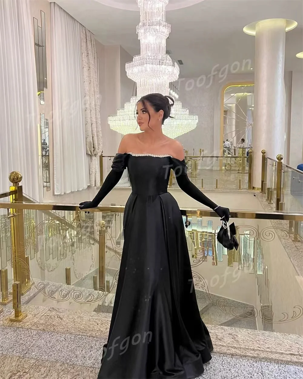 Toofgon 블랙 우먼 새틴 댄스 파티 드레스 비즈 장식 오프 숄더 긴 소매 파티 드레스 맞춤형 정장 이브닝 가운 2026