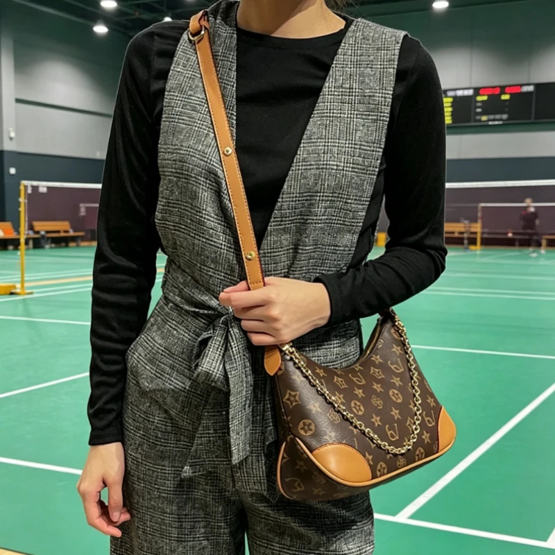 Famous women's zipper crossbody bag, classic women's shoulder bag, trendy and elegant party wallet design