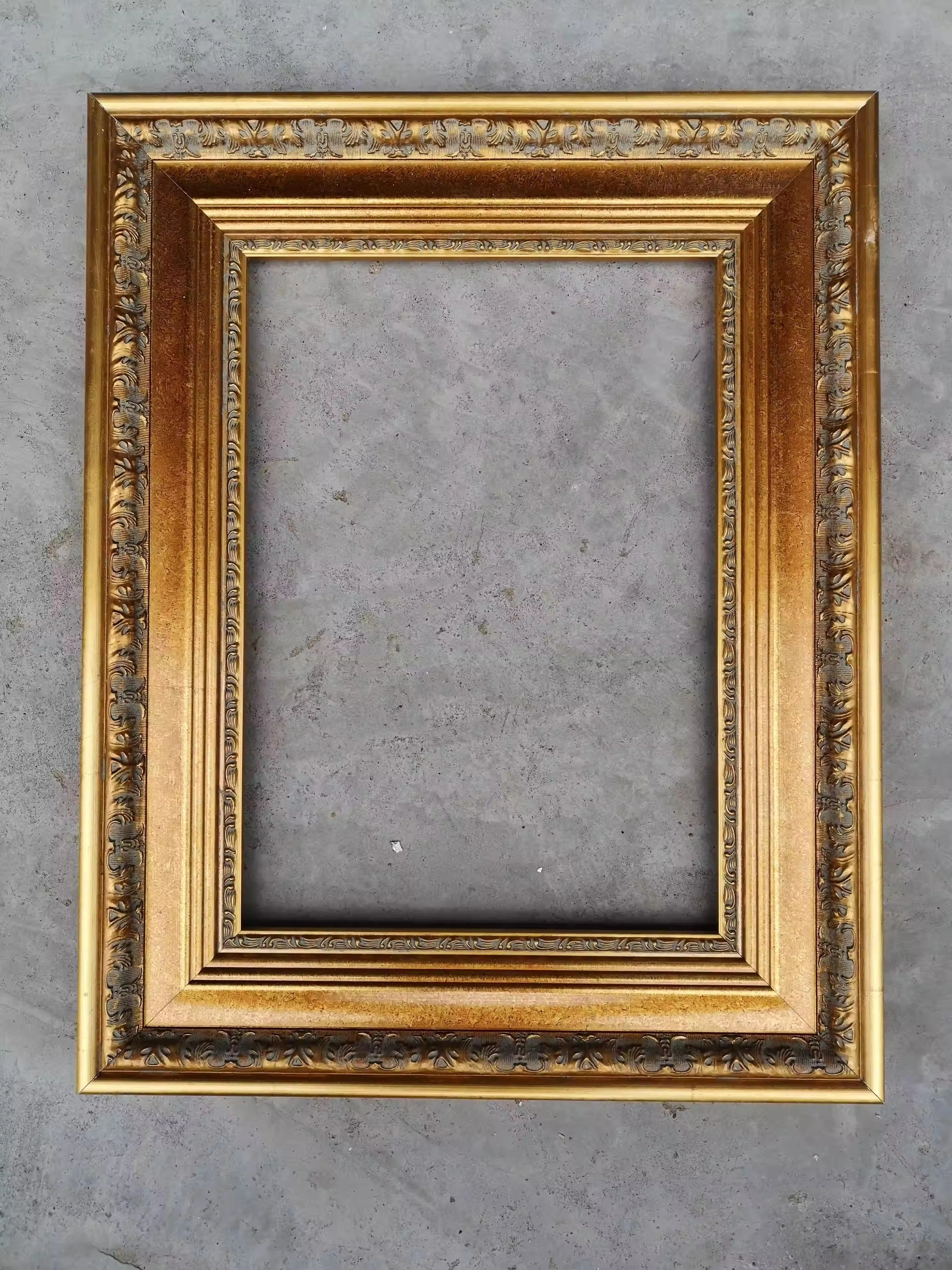 European Style Customized Solid Wood Frame,Antique Oil Painting Frame, Mounting Photo Frame