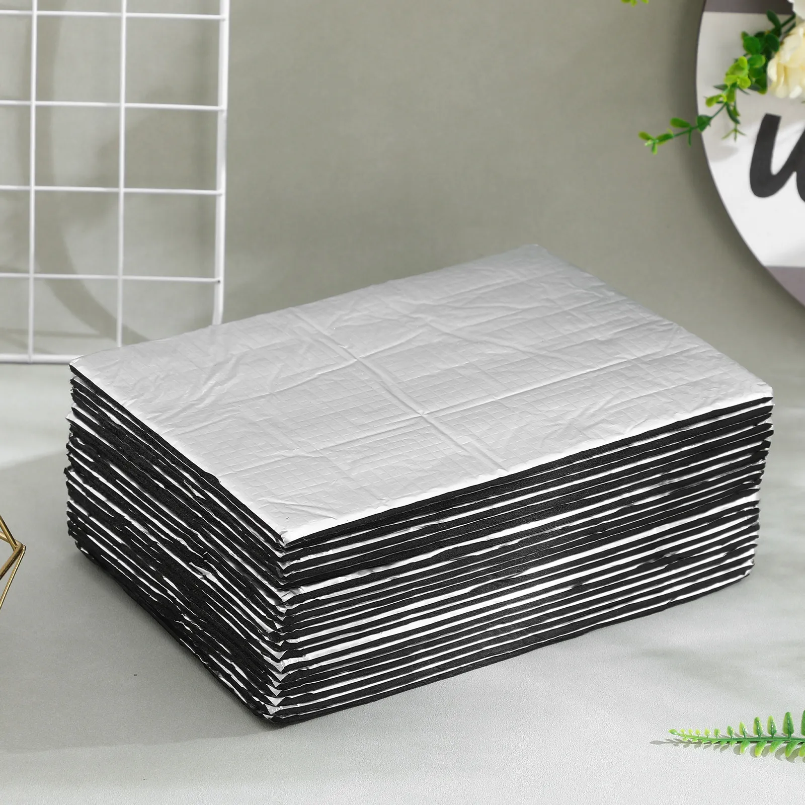 20Pcs Car Soundproof Insulation Mat Noise Deadening Mat Heat Shield Auto Sound Deadener Sound Proofing Pad for Engine Hood Floor