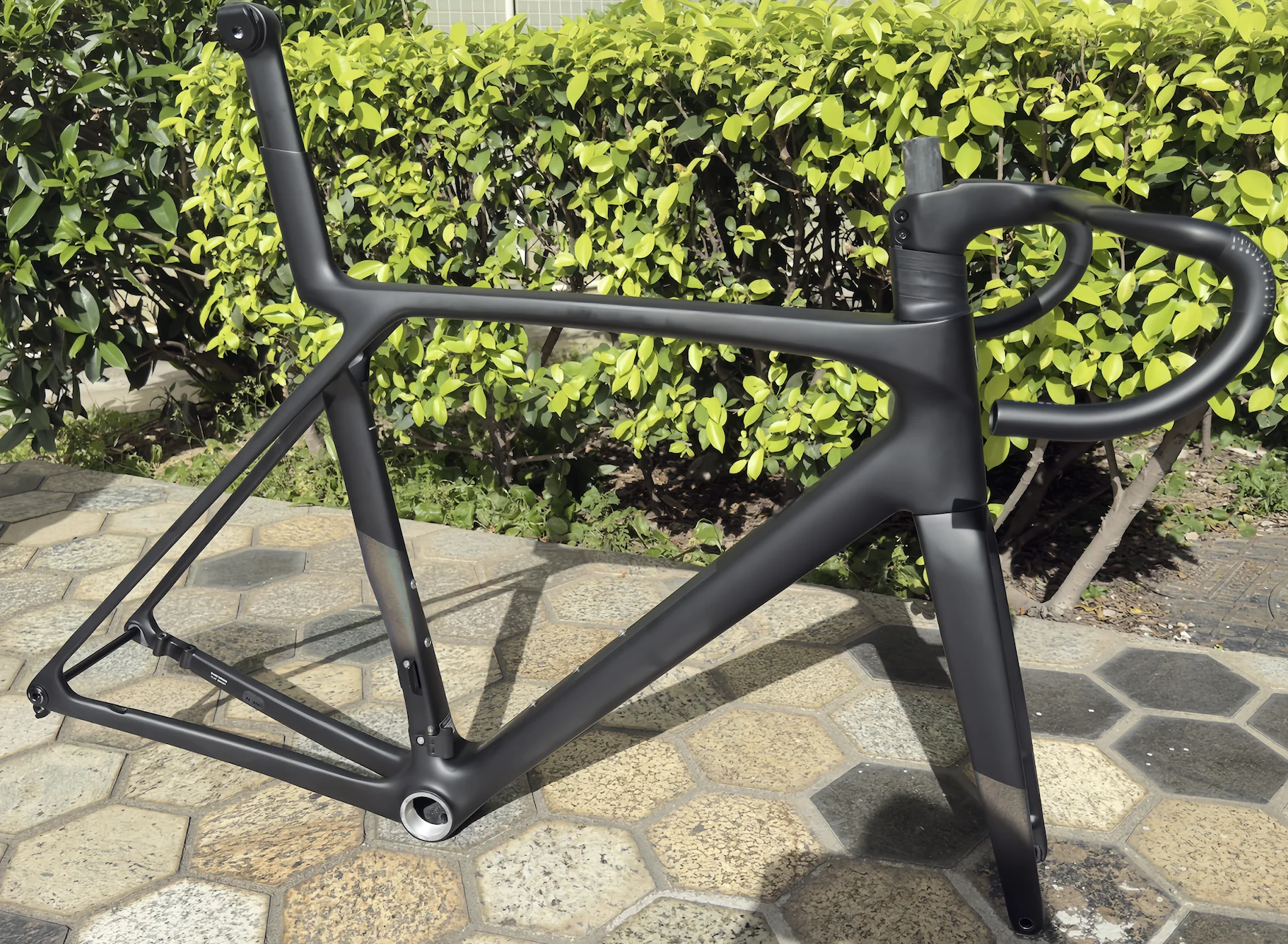 2024 New Slr Gen8 Frame Lightweight Carbon Road Frame Disc Brake Frame: Frame + Front Fork + Seat Post + Headset + Handlebar