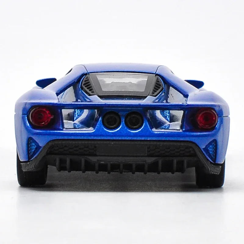 WELLY-coche deportivo de aleación modelo Ford GT, vehículo de juguete de Metal fundido a presión de alta simulación, colección de modelos de coches, regalo para niños, 1:36, 2017