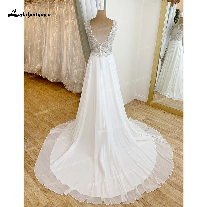 Requintado a linha vestidos de casamento personalizado para as mulheres boho com decote em v miçangas topo sexy sem costas botão chiffon vestido de noiva varredura