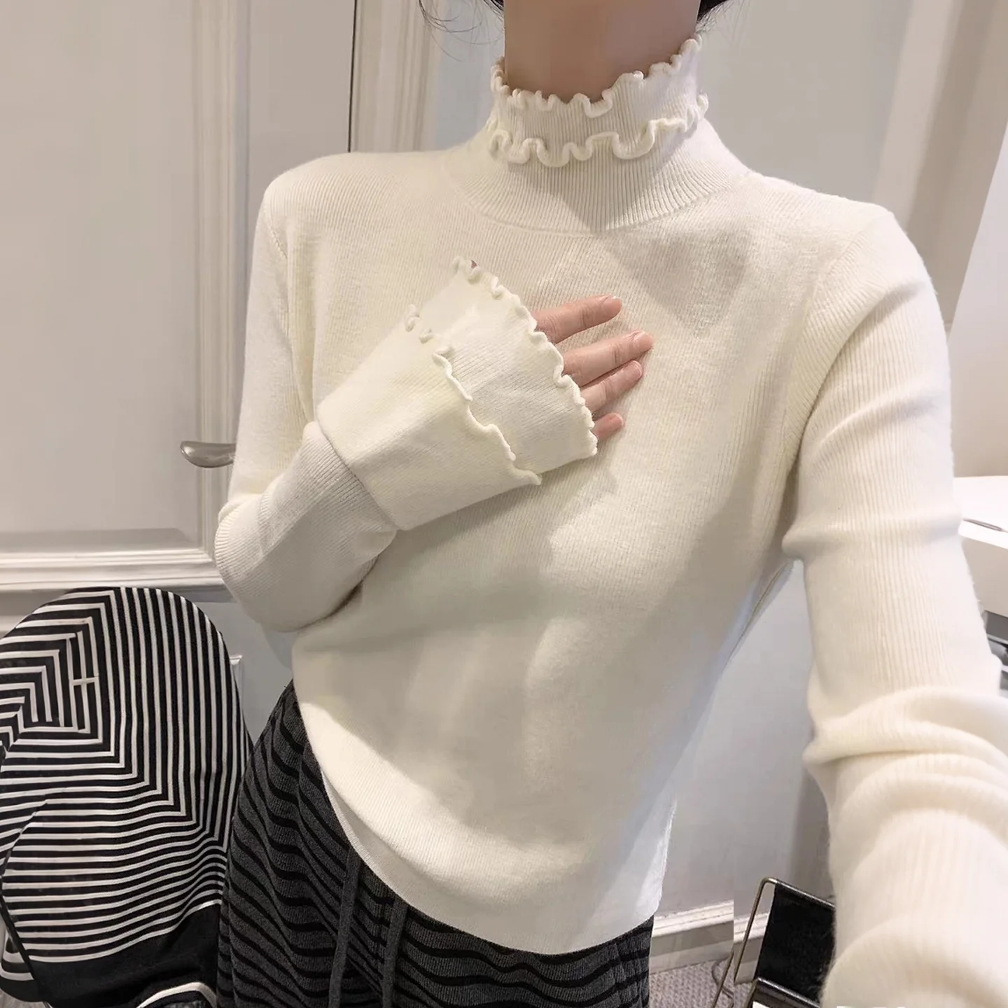 

Белый трикотажный женский топ с высоким воротником и длинным светом, облегающий базовый слой с деревом, ain Korean Sle Commute Faion