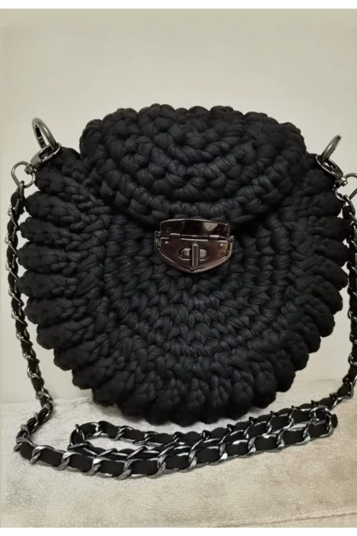 

Uras Black Combed İp Mesh Handmade Sea Shell Chain Bag Women bag Shoulder Bag Handmade