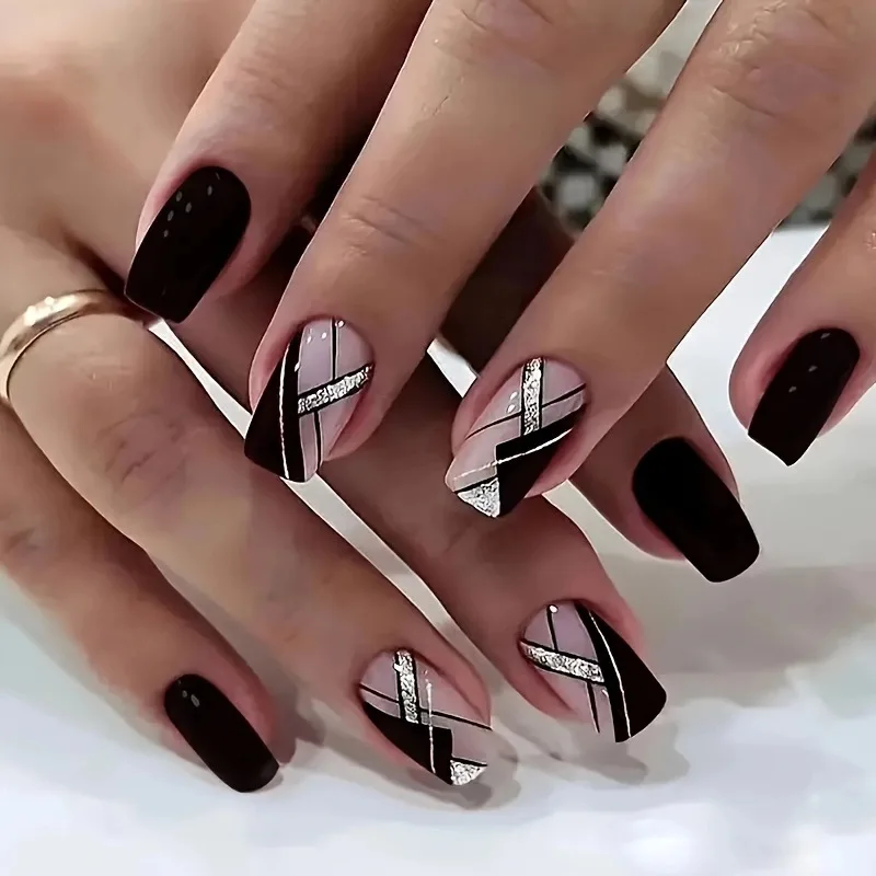 

24Pcs Mid-length Square Head Press on False Nails Black Shiny Powder Line Design Fake Nails Art Detachable Full Cover Nails Tips