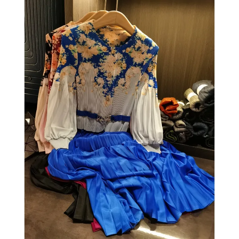 فساتين مياكي ذات ثنيات لخريف 2025 فستان عتيق مطبوع بطيات فستان جديد بأكمام واسعة وخصر نحيف ورقبة مستديرة تنورة طويلة #3