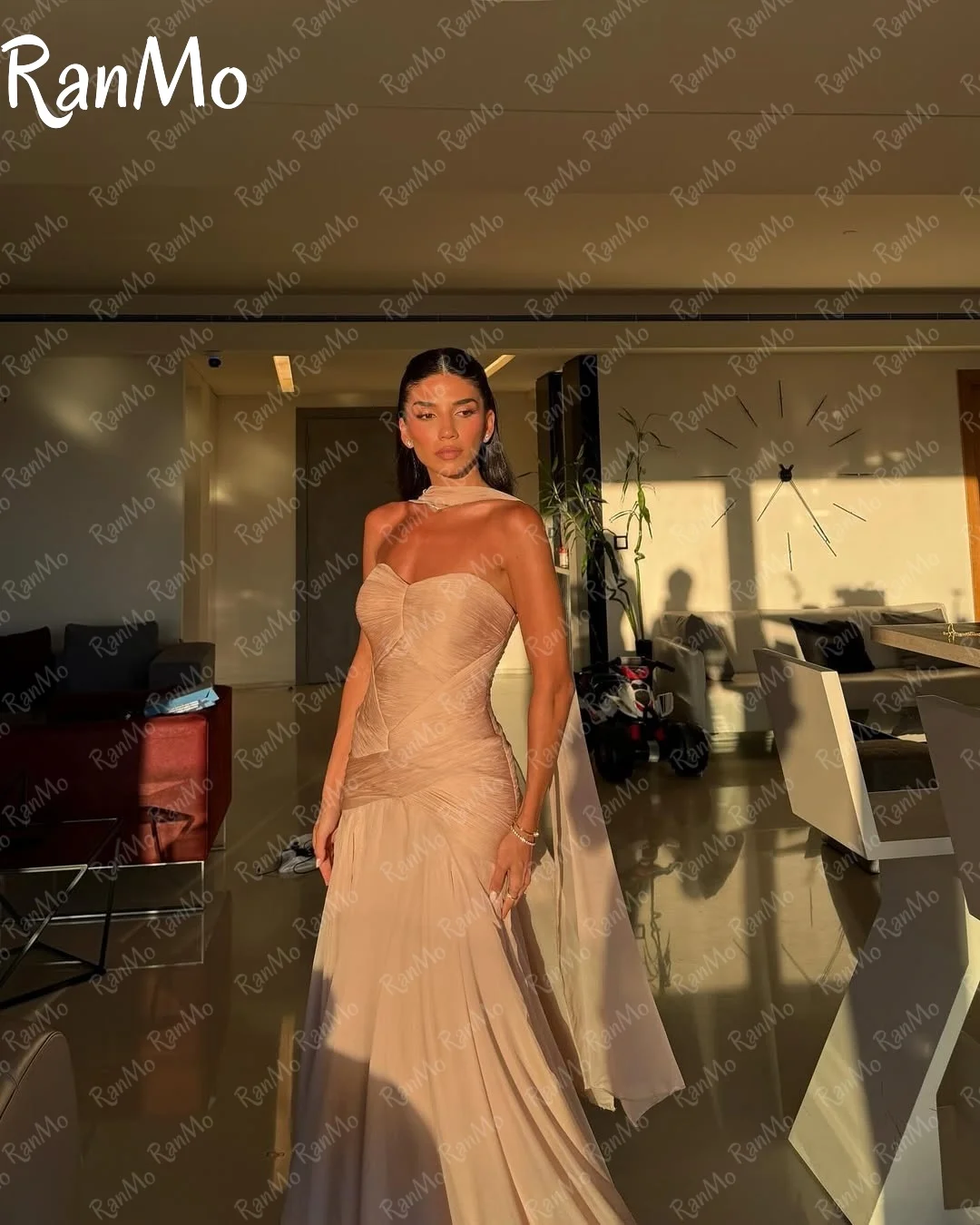 Ranmo 2025 새로운 맞춤형 연인 댄스 파티 드레스 인어 민소매 Pleated 스카프 바닥 길이 파티 드레스 이브닝 드레스