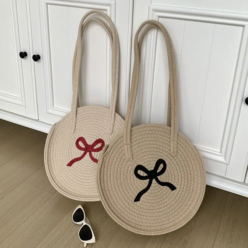 

Vintage Bohemian Round Straw Bag Cotton Embroidery Embroidered Bow Shoulder Bag Large Capacity Handbag Weave Beach Bag Travel