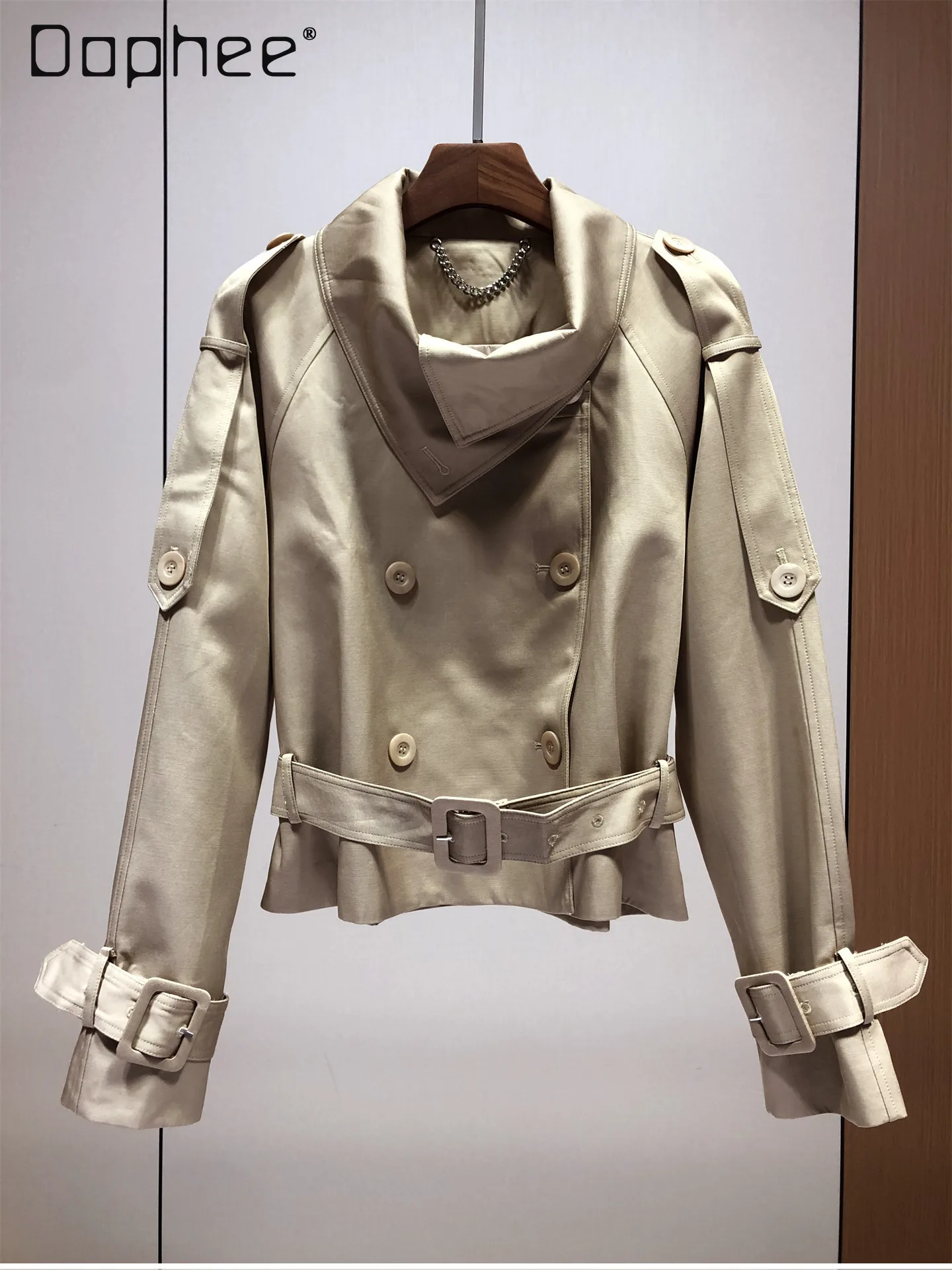 

British Style Stand Collar Short Trench Coat for Women Spring New European Fashion Classic Versatile Double-Breasted Slim Jacket