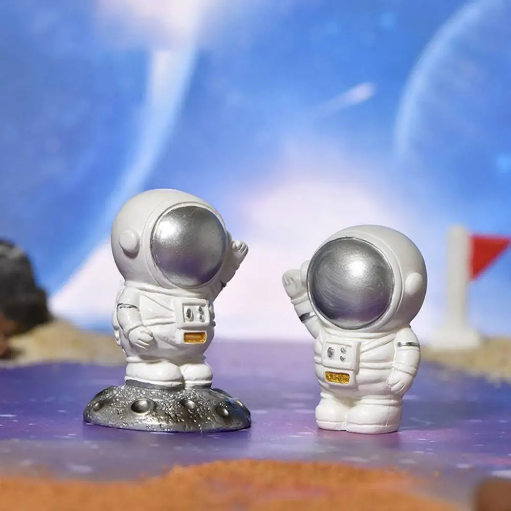Gift Crystal Ball Accessories Space Theme Ornament Micro Miniatures Desktop Decoration Astronaut Figurines Astronaut Model