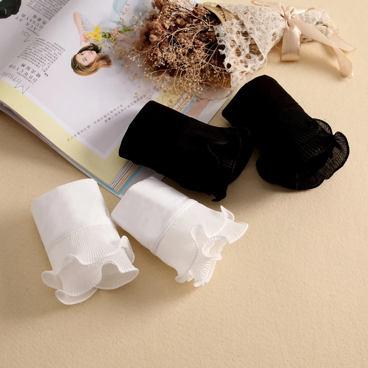 

Лидер продаж, трехмерные изысканные украшения, искусственные манжеты, элегантный темперамент, простые и универсальные аксессуары для одежды