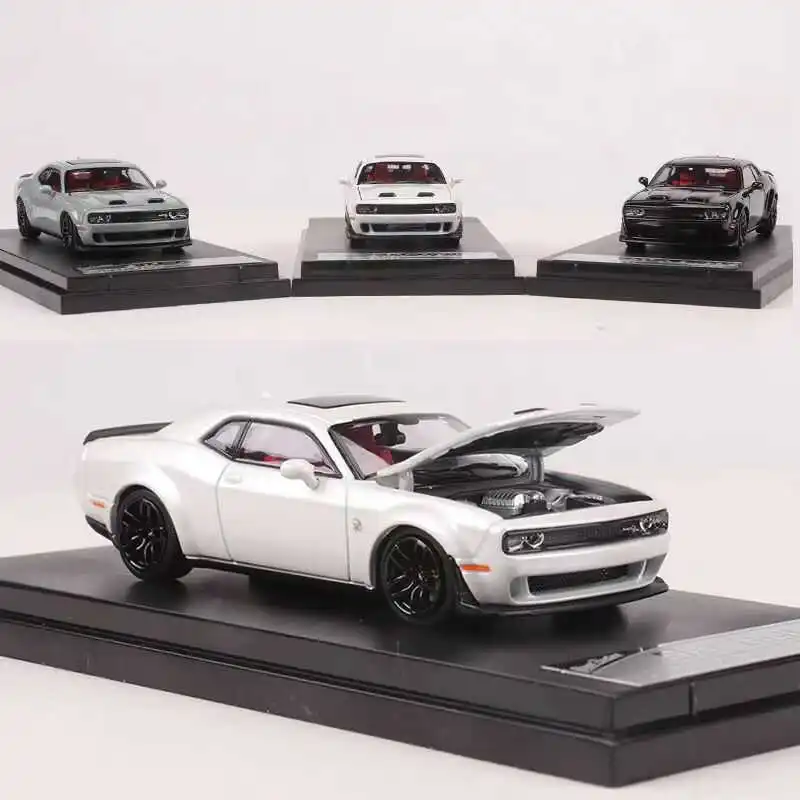 1:64 Dodge Hellcat Challenger SRT diecast alloy model, children\'s collection of decorative toys, holiday gifts for children.