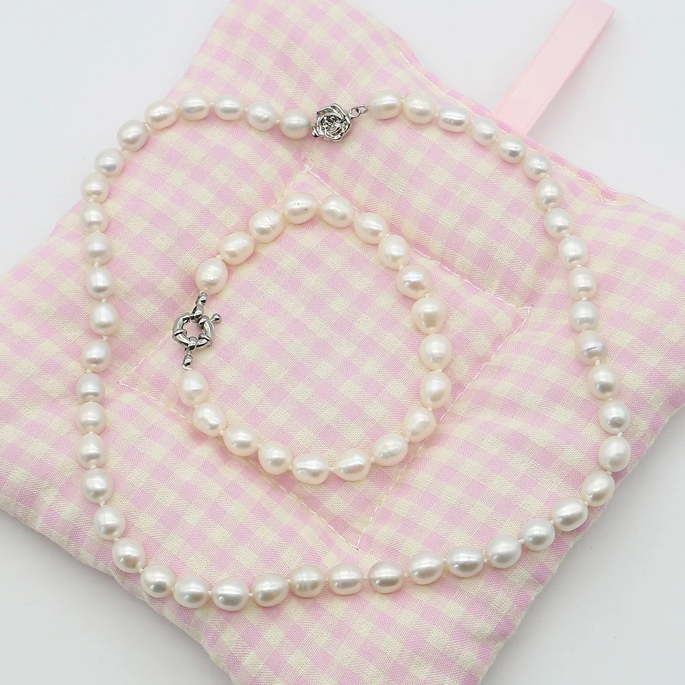 

White Natural Freshwater Rice Pearl Necklace And Bracelet With Silver Flower Shape/Round Clasp Jewelry Set For Simple Style Wear