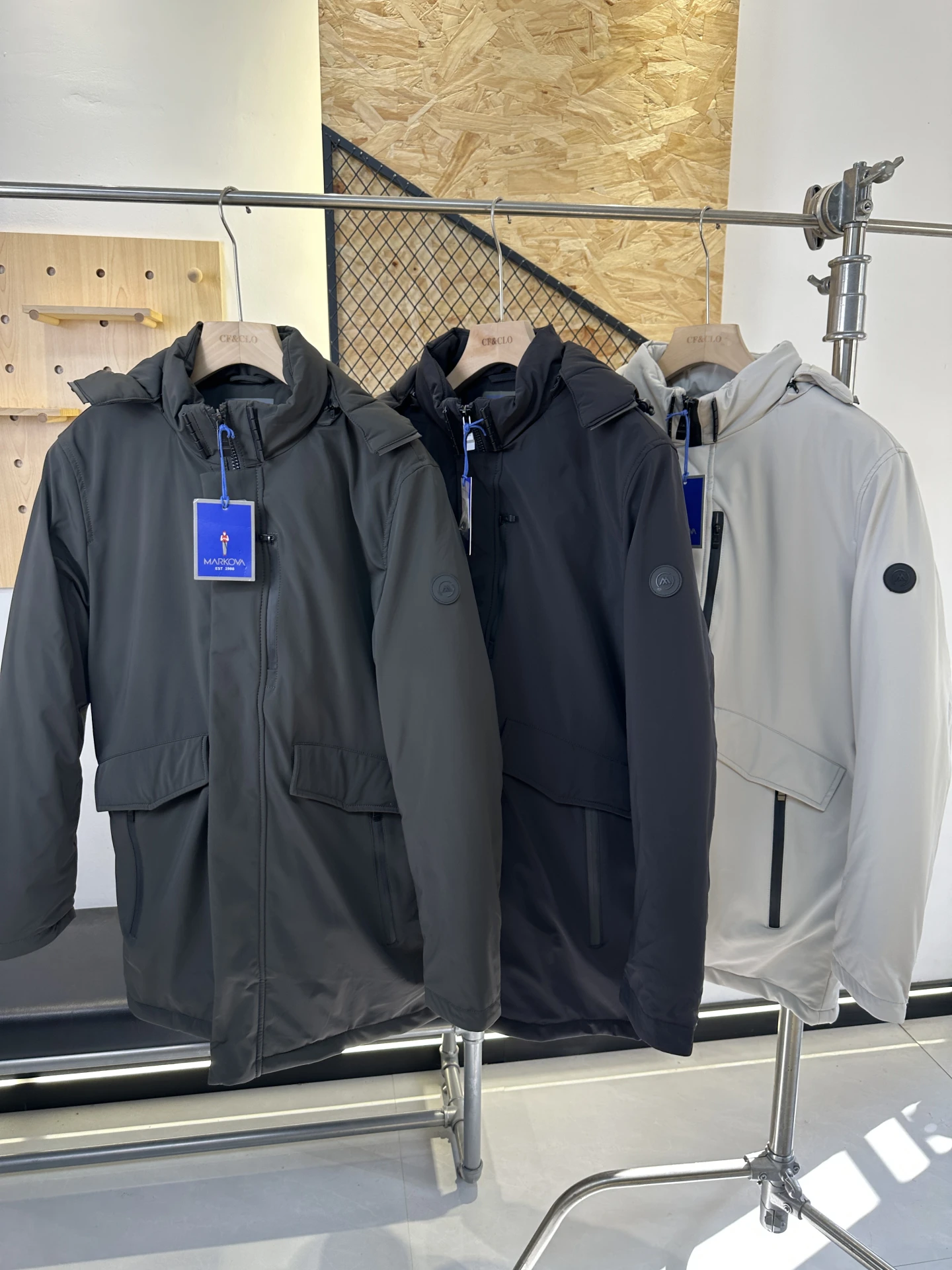 

Thickened Warmth Windproof Water-resistant Cotton Jacket Coat Built-in Thermometer Long Youth Casual Standard Fit Hooded Coat