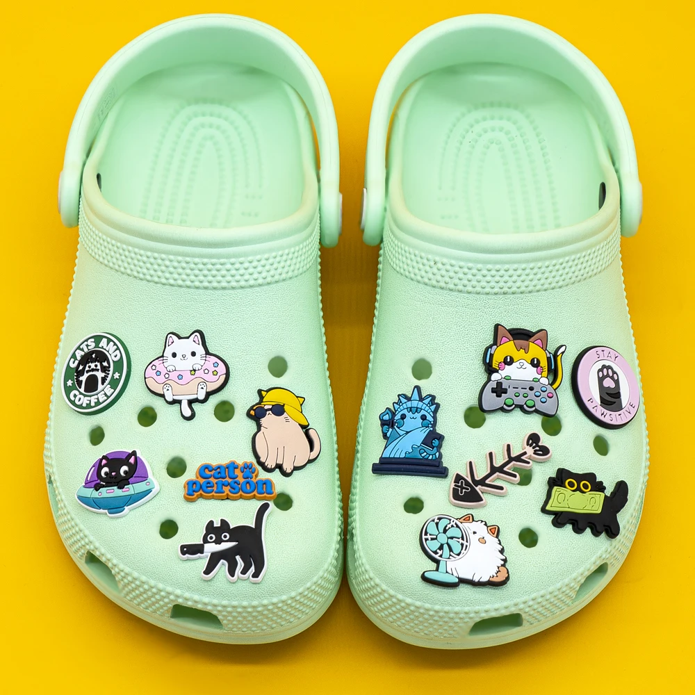 1/16PCS Cute Cats Shoe Charms Funny Style Cats Shoe Accessories for Kids Sandal Buckle Clog Decirations for Women Men Gifts