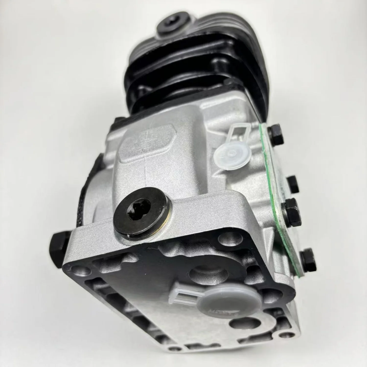 Air Brake Compressor LK1314 LK1300 LK1303 1173870 1261731 For Iveco High Quality