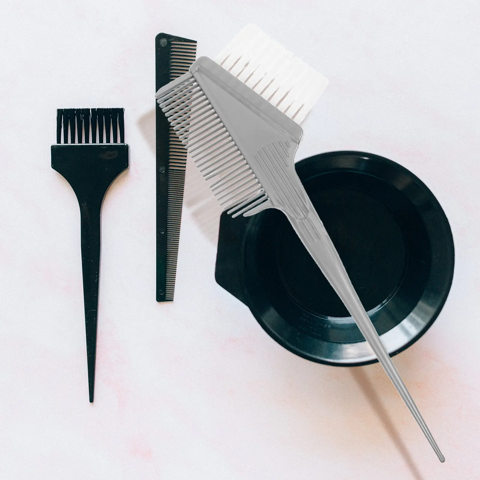 Hair Coloring Brush Hair Dye Comb Premium Material Long Handle for Precise Color Distribution Salon Essential