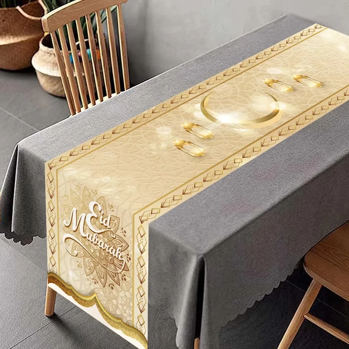 VIKAMA Eid al-Fitr Theme Banquet Table Flag Gold-and-Silver Geometric Pattern Table Setting Festive Gathering Decorations